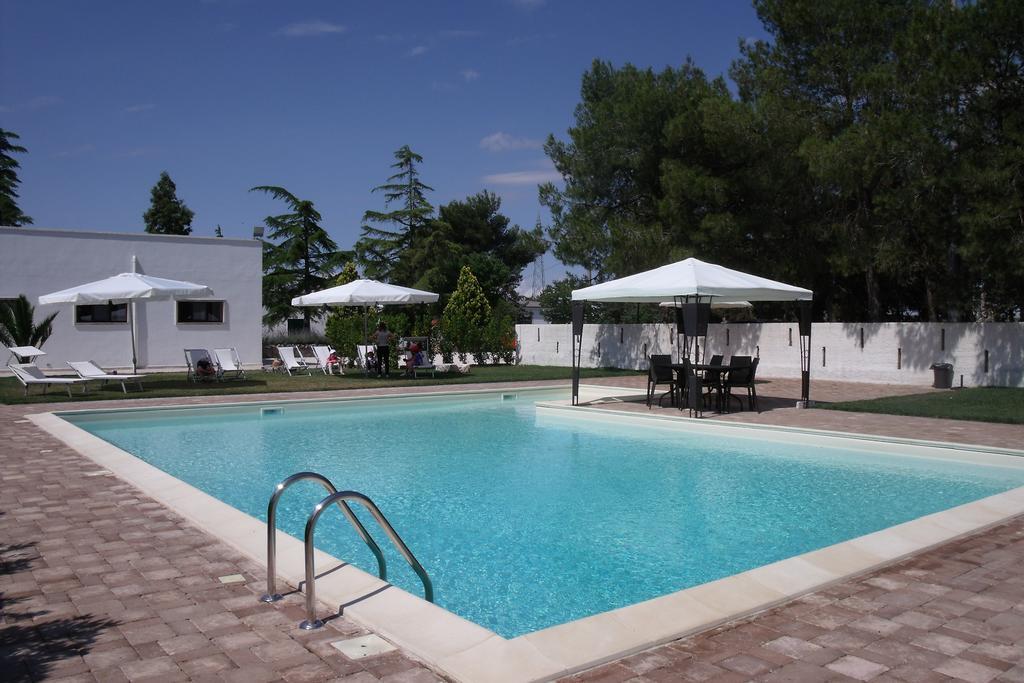 La Ferula Bed&Pool Santeramo in Colle Exterior foto